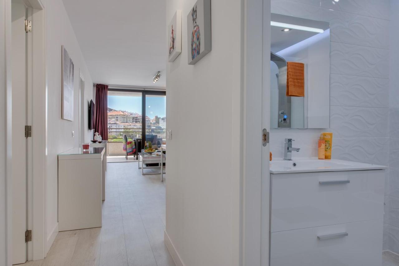 Modern Apartments Los Cristianos Center מראה חיצוני תמונה